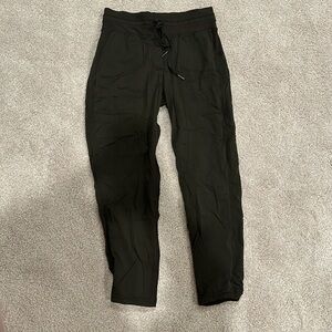 Lululemon cropped dance studio pant